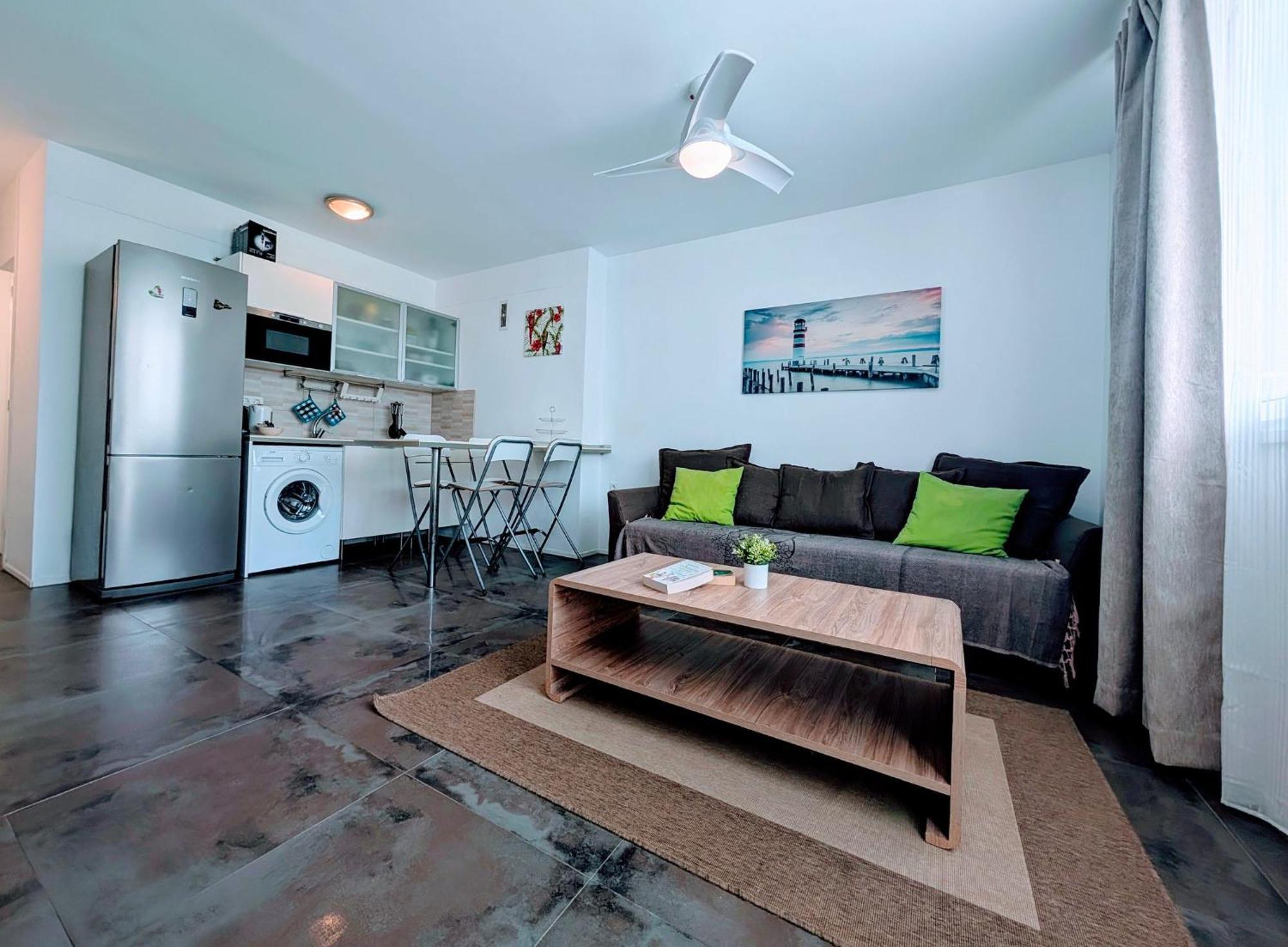 ארונה Apartamento Cettina Tenerife Sur מראה חיצוני תמונה